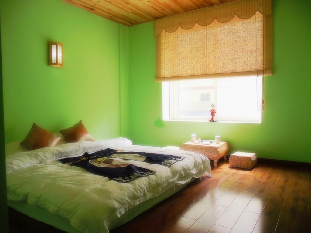 ��������