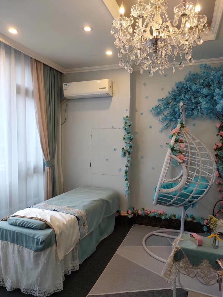 天下女人招聘店长,顾问美容师,学徒,发型师,美甲师